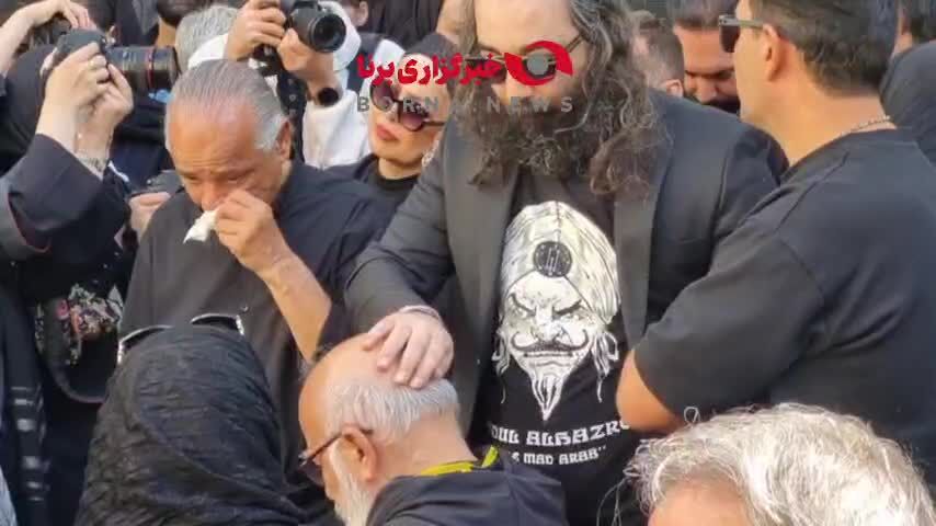 ببینید| بی‌قراری علیرضا داوودنژاد در مراسم تشییع پیکر فرزندش
