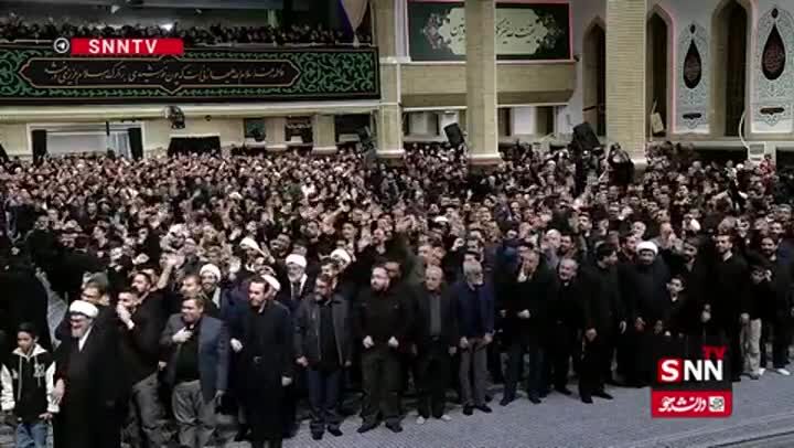 ببینید| لحظه ورود رهبر انقلاب به دومین شب عزاداری حضرت زهرا(س) در حسینیه امام خمینی(ره)