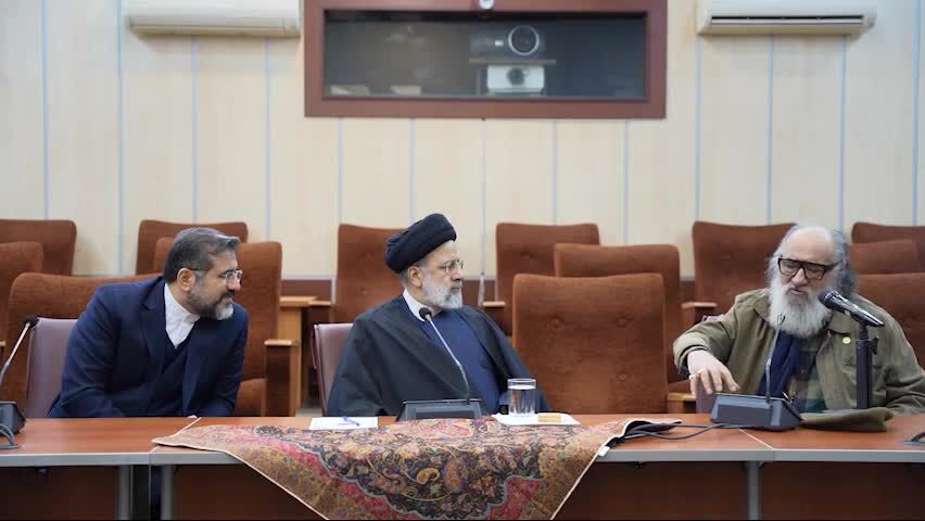 ببینید |  تعریف و تمجید داریوش ارجمند از رئیس‌جمهور!