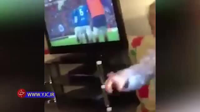 شادی پس از گل کودک 2 ساله + ویدئو
