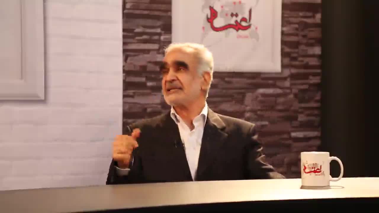با گروه‌های مختلف چریکی اعم از مسلمان و غیرمسلمان ارتباط داشتم/ ساواک همینجوری من را  به مجاهدین خلق چسباند/ من بیانیه مذهبی می‌نوشتم کمونیست‌ها تکثیر و توزیعش می‌کردند/ نه دیدگاه چریک‌های فدایی خلق  را می‌پسندیدم نه مجاهدین خلق را