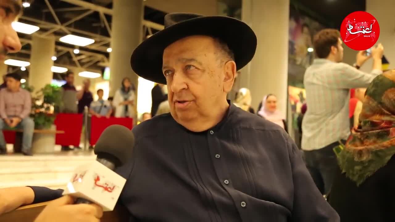 گرفتن پروانه نمایش گذر از هفت‌خوان رستم است