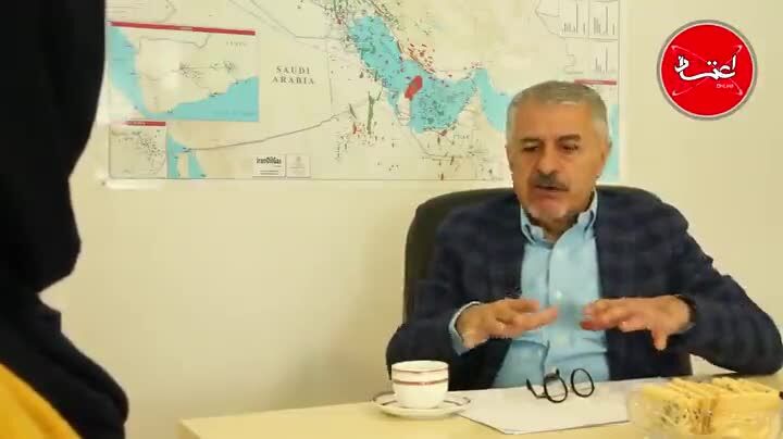 وضعیت اقتصاد نشان‌دهنده آسیب‌پذیری ماست/ اوایل انقلاب یک شبه سی و چند بانک در پنج بانک خلاصه شد/ همه روسای بانک‌ها در آن مقطع زمانی ابتدای انقلاب پاک‌سازی شدند/ بیمار را به جای متخصص به کارمند ساده بیمارستان سپردیم