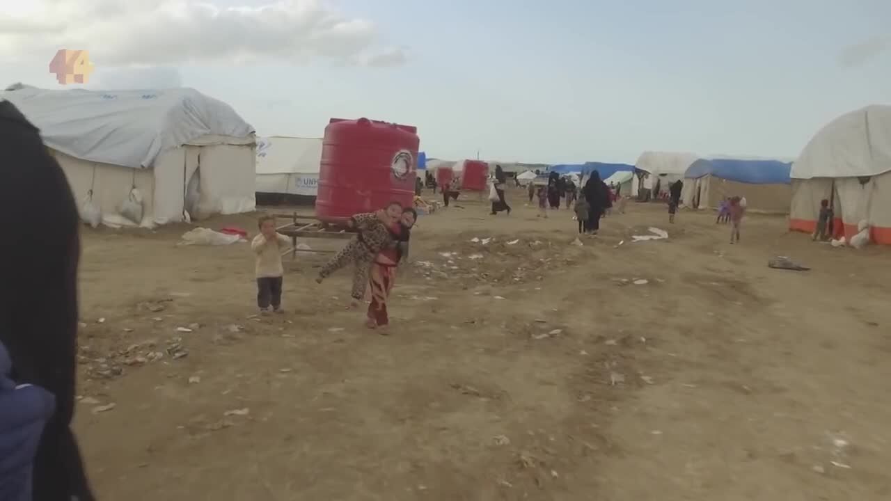 ده‌ها هزار نفر از اعضای دستگیرشده داعش هیچ تابعیتی ندارند/ زندان‌های موقتی از لحاظ سیاسی تنش­‌زا و از لحاظ فیزیکی آسیب‌پذیر هستند/ ریشه‌های داعش از فرهنگ متعلق به زندان (ابوغریب و بوکا) سیراب شد/ تشکیلات زیرزمینی داعش هنوز توانایی‌های اساسی خود را حفظ کرد