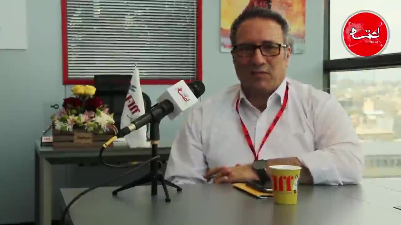 ایوبی معتقد بود اداره جشنواره‌ها باید به فیلمسازان سپرده شود/ دوستان سینمایی‌ام به من گفتند دبیری جشنواره جهانی را قبول نکنم/ برای عکس یادگاری و کار ویترینی به میدان نیامده‌ام/ هیچ جشنواره معتبری، هیئتی اداره نمی‌شود/ سیاستمدارها اولویت فرهنگ را در برنامه