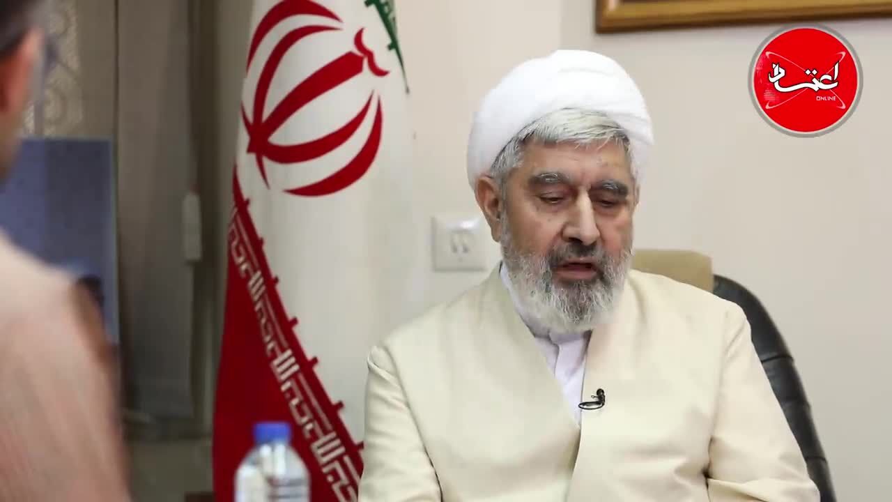 روزی که سازمان مجاهدین خلق در جامعه مطرح شد، فضای غربت انقلاب بود/ وقتی حسنعلی منصور ترور شد همه ذوق کردند/ عده‌ای که از دور دستی بر آتش داشتند، برای مجاهدین خلق به‌به و چه‌چه می‌کنند/ از نظر عده بسیاری، ورود به حرکت سیاسی برای روحانیت امر جالبی نبود