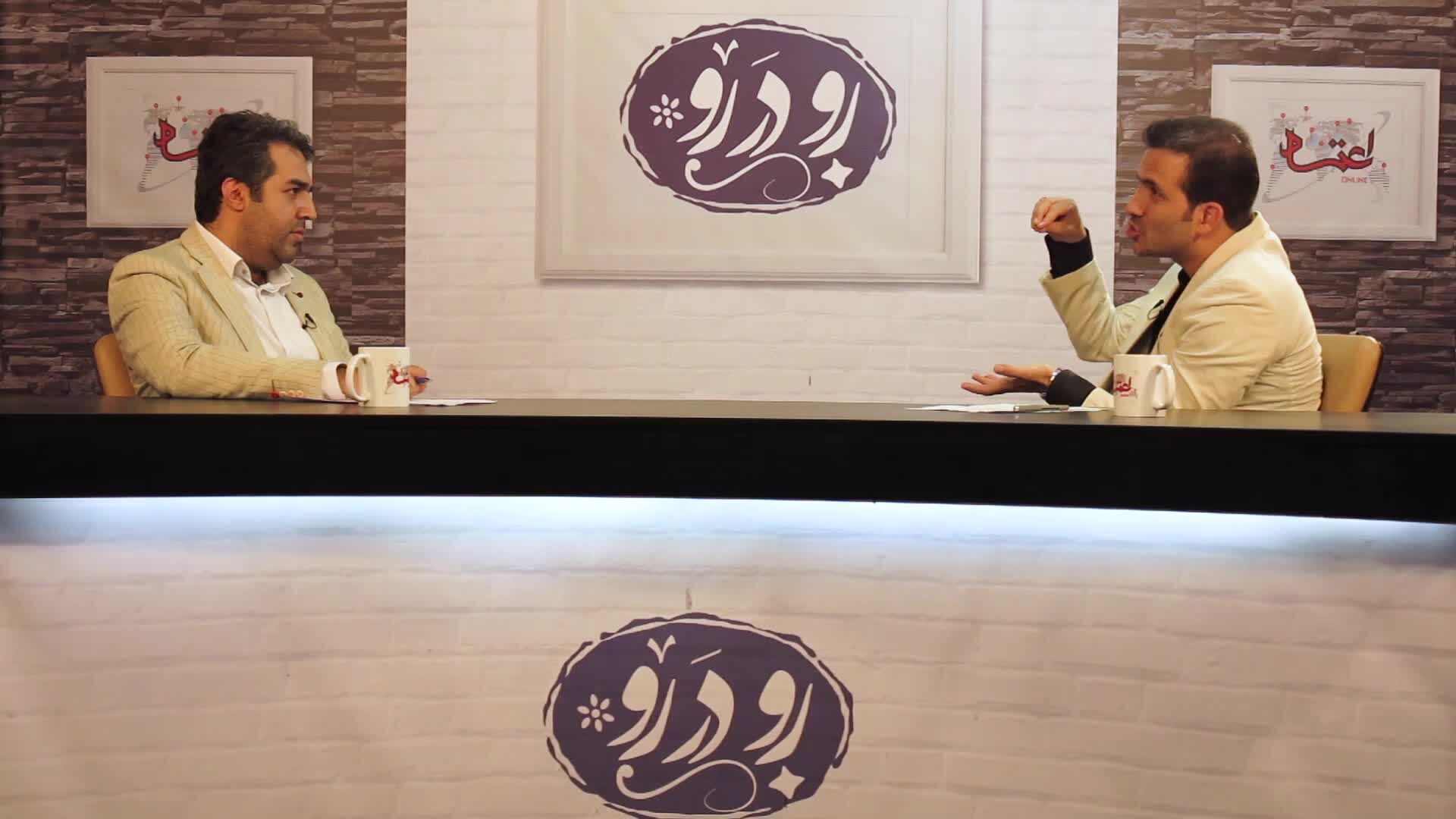 همه ثروتمندان رانت نداشتند/ قوانین خلق‌الساعه و بخشنامه‌های پی‌درپی فعالان اقتصادی را اذیت می‌کند/ اگر بخواهیم کارآفرینی کنیم باید هزار خان را بگذرانیم/ باید اجازه دهند کسب‌وکارهای کوچک شکل بگیرد/ تنها نقشی که دولت‌ها ارائه می‌کنند تسهیل‌گری است/ برخی جوا