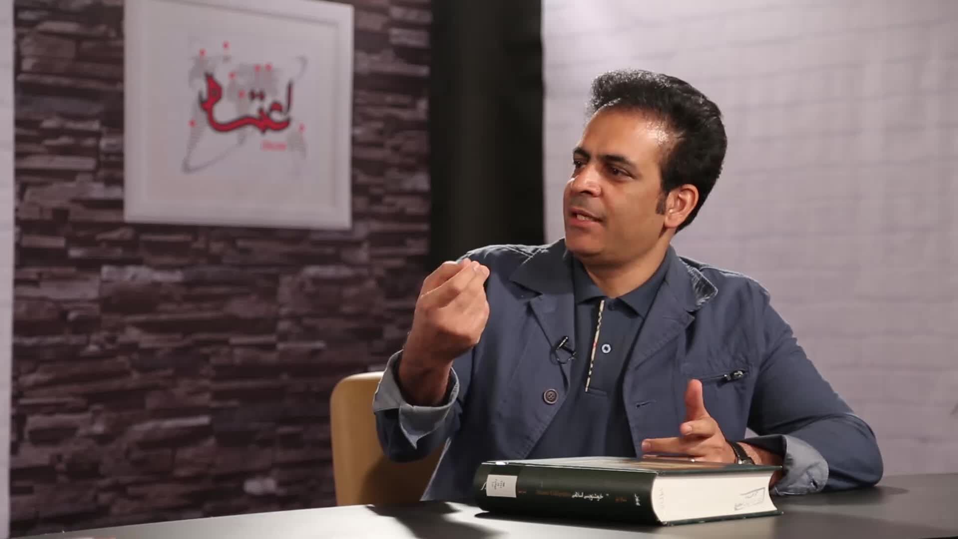 هنر خوشنویسی،تاثیرگذاری بسیاری در تمدن اسلامی دارد/ مجسمه سازی،هنر شاخص غرب است اما خط، اولین جلوه در تمدن اسلامی است