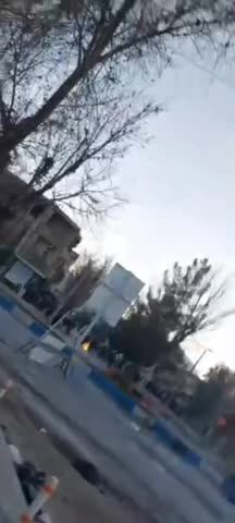 ببینید| سلاح آمریکایی در دست یک تروریست مسلح در لردگان