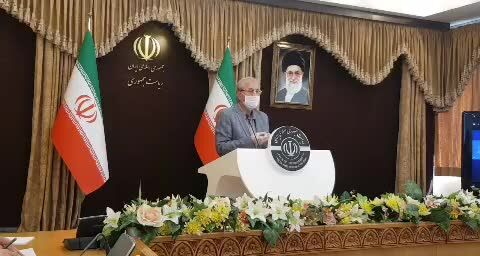 سیاست‌های اتخاذ شده، تصمیمات نسبتا صحیحی است/ چشم‌اندازی برای از بین رفتن این ویروس در کوتاه مدت وجود ندارد/ امکان ادامه این بیماری تا یک سال وجود دارد/ نمی‌توانیم یک سال ادارات را تعطیل کنیم/ کشورهای اروپایی هم رفتن سرکار را اصل گرفته‌اند اما ماندن در خا