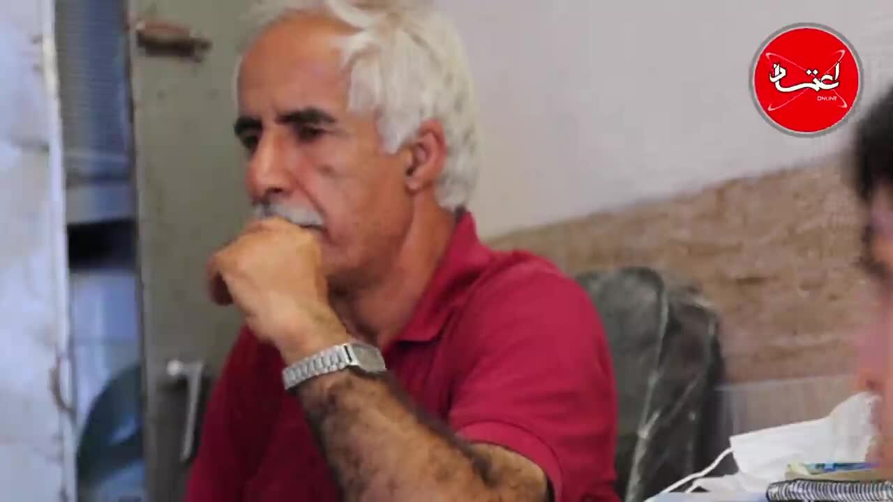 ما را با یک دستگاه برقی می‌زدند / مددکار همان خانمی است که نمی‌گذارد زودتر از 10 روز پیش مادرم برگردم / کار نکنم، پدرم خرجم را نمی‌دهد