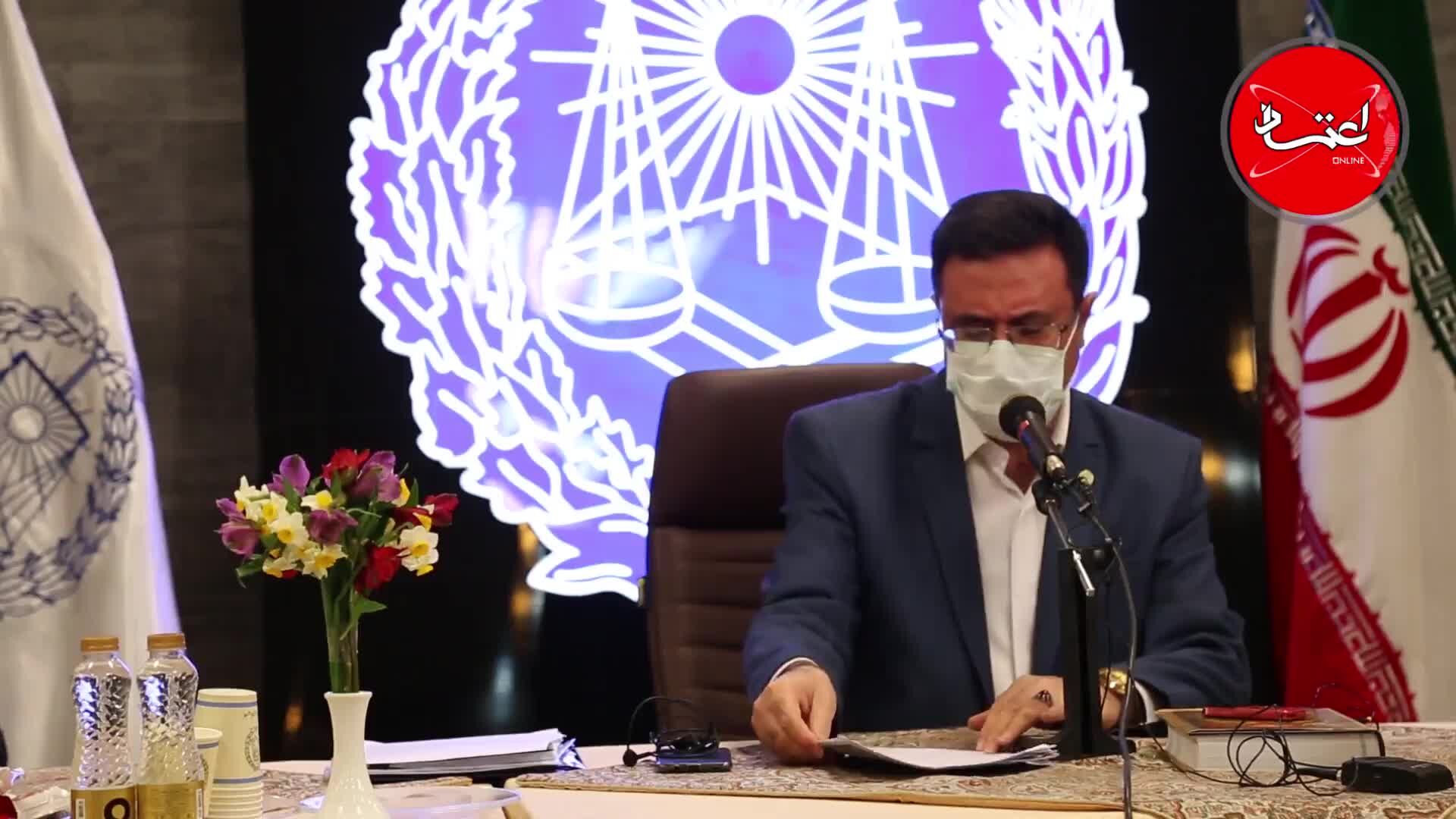 رئیس کانون وکلای دادگستری مرکز: 4 ماه است که می‌خواهیم یک جلسه حضوری با رئیس قوه قضاییه برگزار کنیم، اما عده‌ای نمی‌گذارند / امیدواریم برای ویرایش سند تحول قضایی با کانون‌های وکلا مشورت شود
