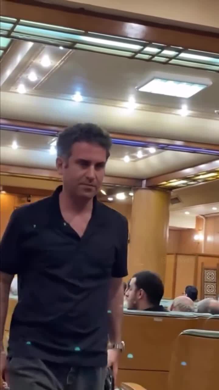 ویدئویی از حضور بازیگران در مراسم ختم مادر ریما رامین‌فر