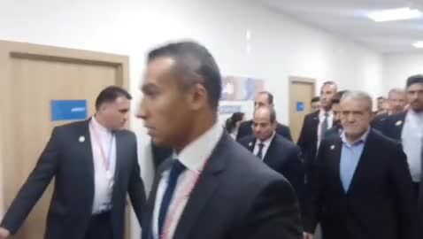ببینید |‌ ویدئویی از دیدار پزشکیان با رئیس‌جمهور مصر