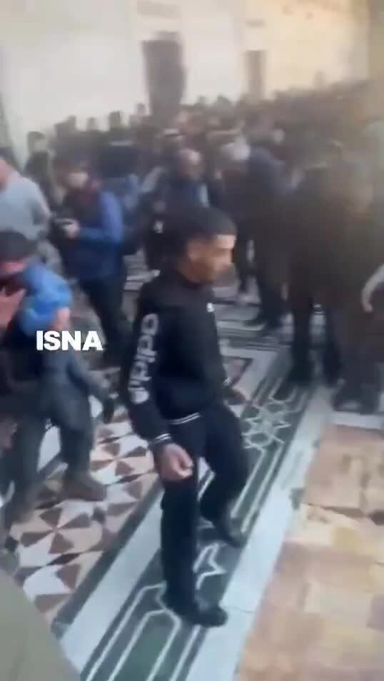 ببینید| آشوب در مسجد اموی دمشق