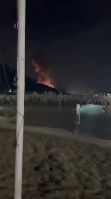​ببینید| شهروندان ونزوئلا از ورود تفنگداران دریایی آمریکا خبر می‌دهند 