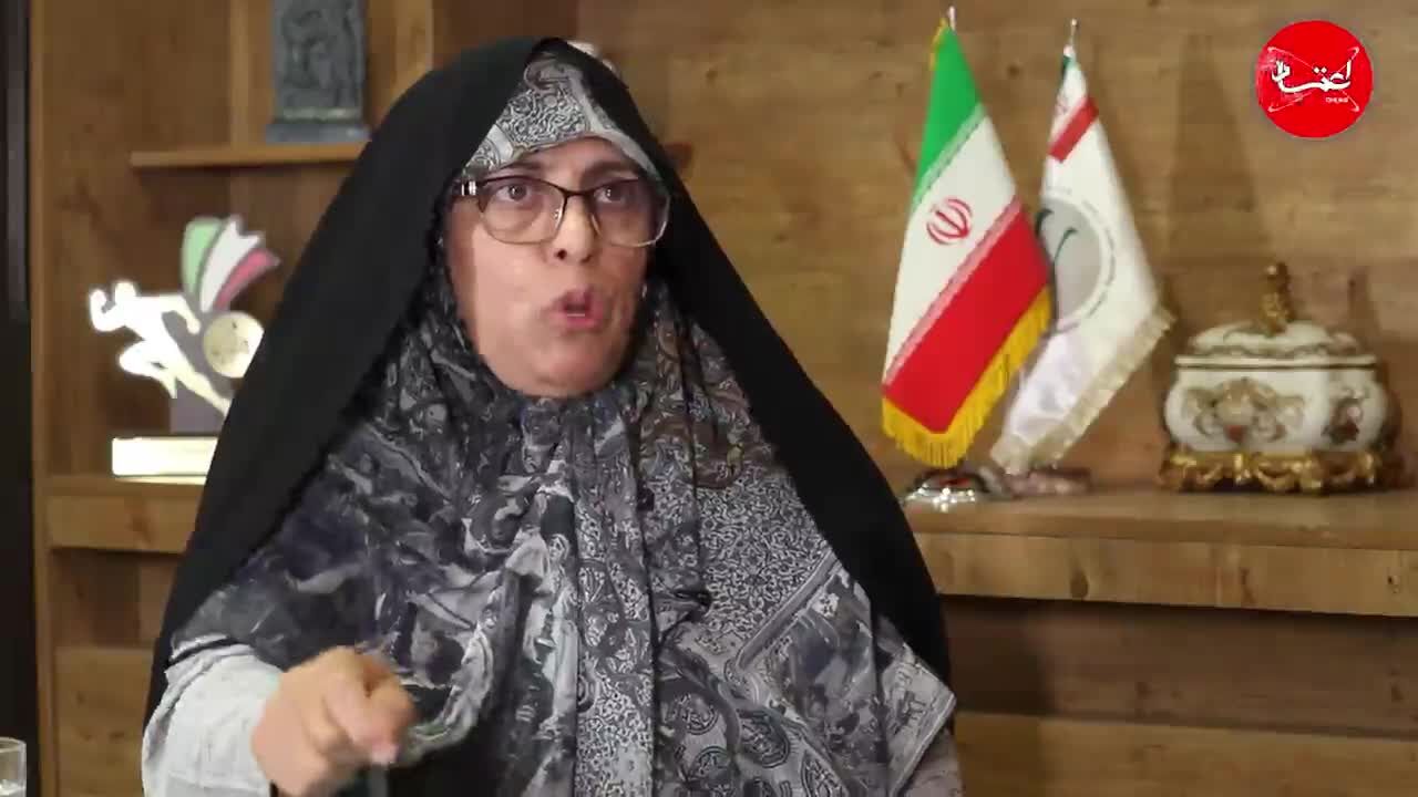 اوایل انقلاب می‌گفتند چرا دختران توی استخر بدون حجاب هستند!/ در اردوهای تیم‌های ورزشی دختران کلاس آموزش استفاده صحیح از اینستاگرام داریم