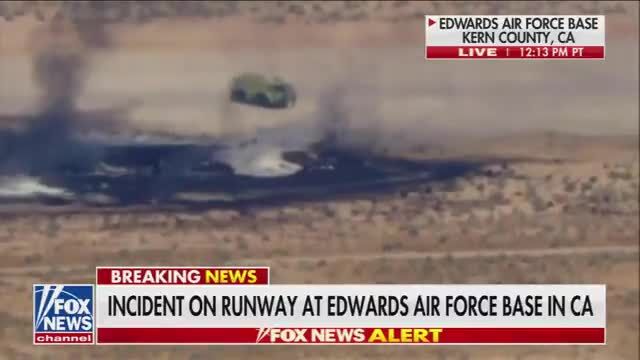 ببینید| سقوط بمب‌افکن استراتژیک B-52 آمریکا در کالیفرنیا