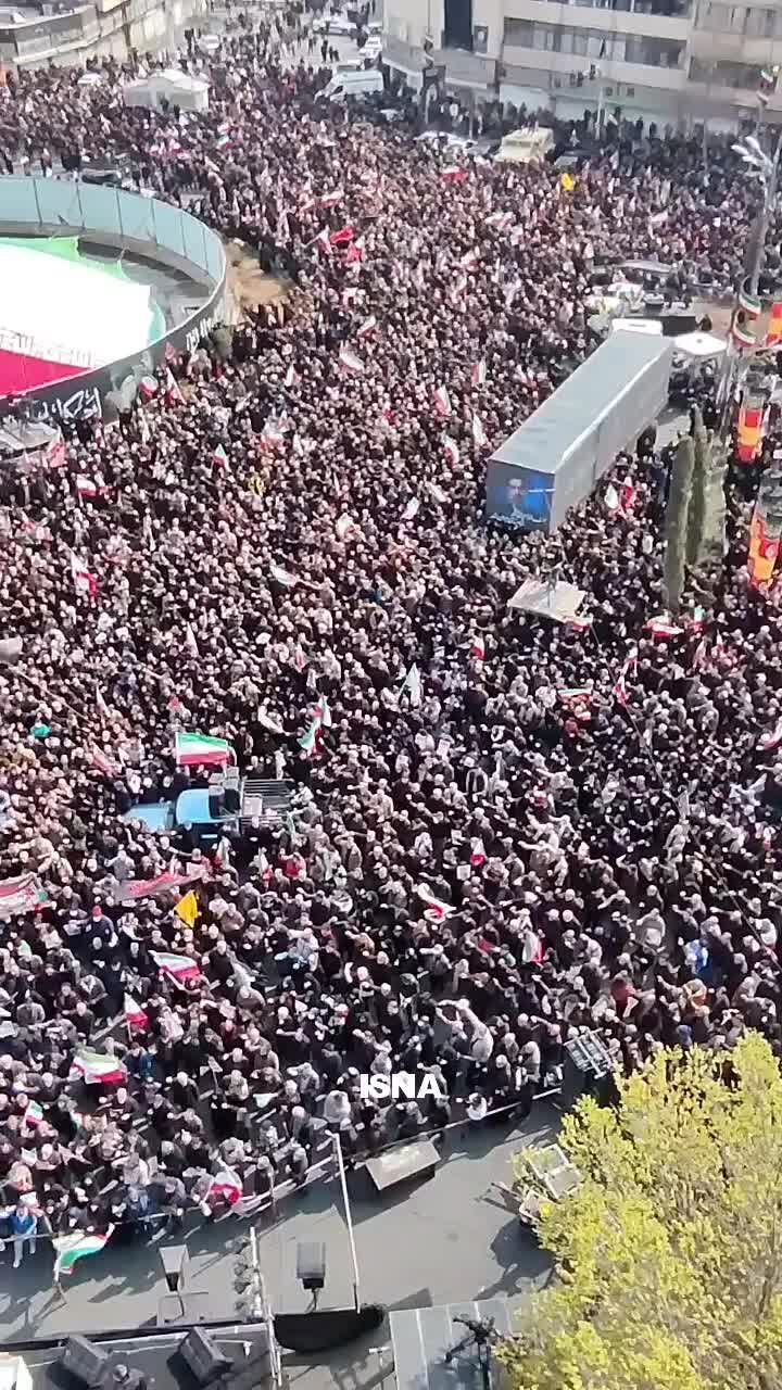 فهرست مجتمع‌های خدمات زائر در ورودی‌های شهر تهران برای زوار و شرکت کنندگان تشییع آقای شهید ایران