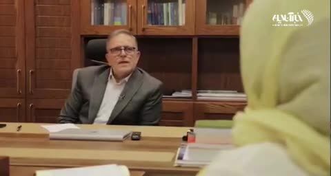 ببینید| ولی‌الله سیف رئیس اسبق بانک مرکزی آب پاکی را روی دست مردم ریخت؛ سال آینده هم خبری از کاهش تورم نیست